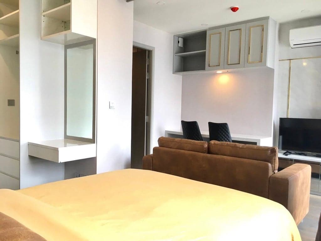 Ideo Q Siam-Ratchathewi — Private Lift Access | High Floor City View | Ratchathewi