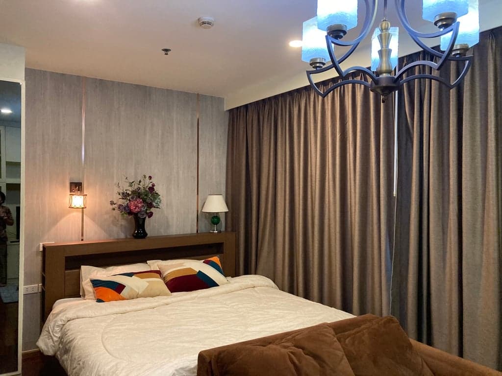Noble Remix — Direct BTS Access | Prime Sukhumvit 36 Living