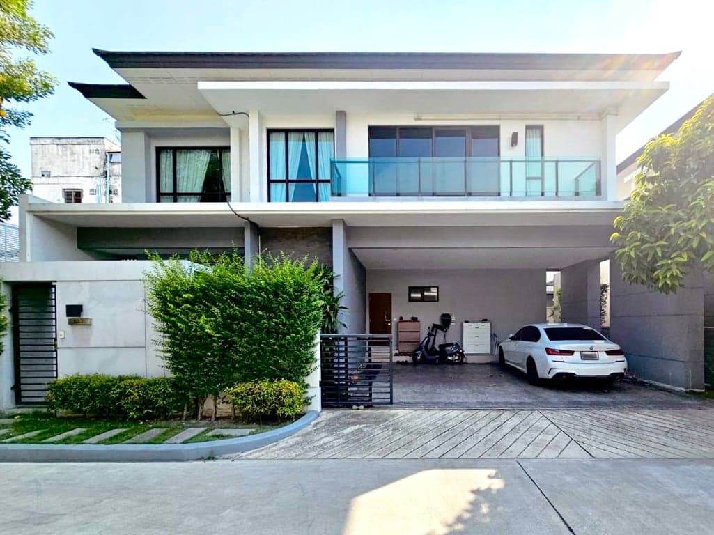 The City Ekkamai-Ladprao — Luxury Family Home | Solar Energy | Prime City Location