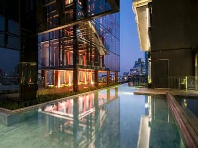 Ashton Silom photo 2