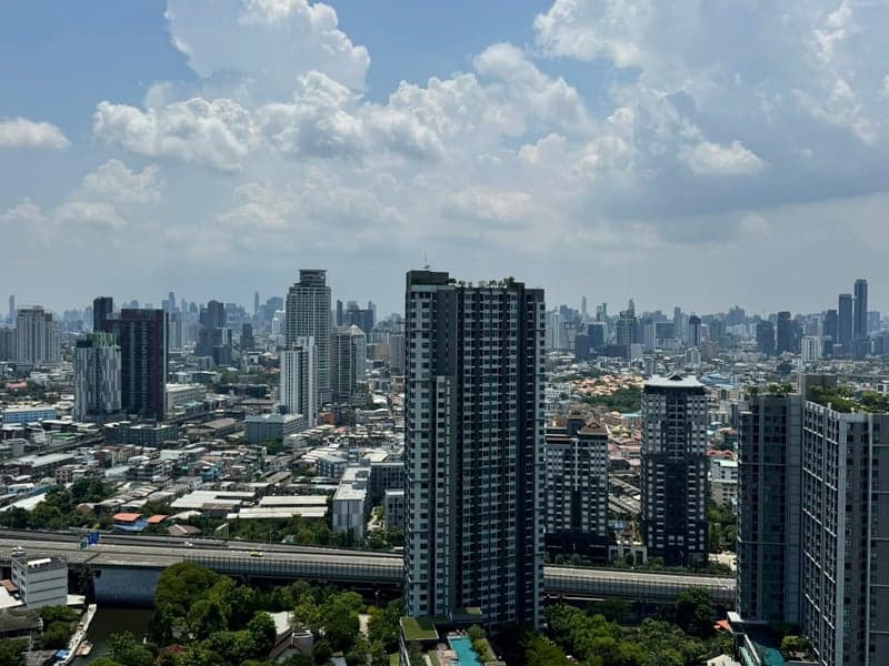 The Base Sukhumvit 77 — Rare Sky-High 38th Floor | Prime On Nut Location | Negotiable Price photo 3