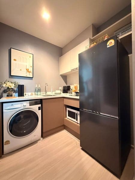 Life Sathorn Sierra — Modern Studio | Near BTS Talat Phlu | Ready to Move In photo 2