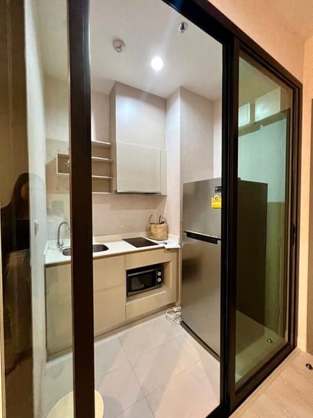 The Niche Pride Thonglor-Phetchaburi — Pool View Unit | Near BTS photo 3