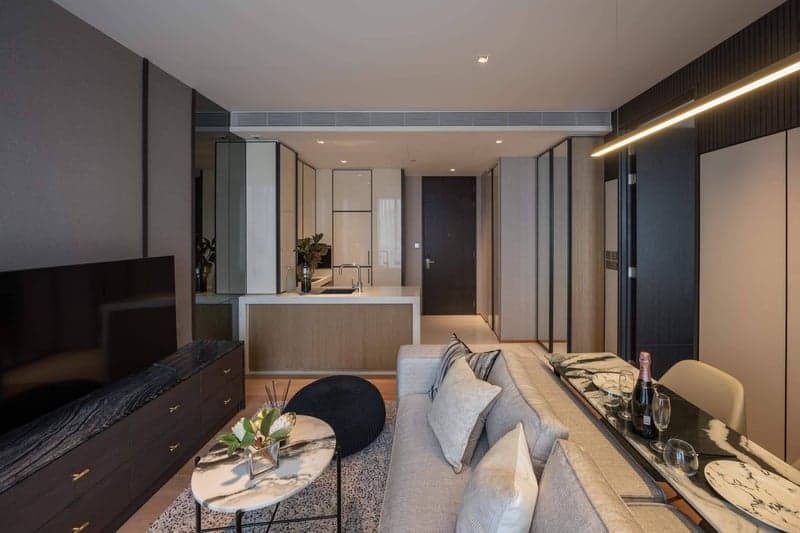 BEATNIQ Sukhumvit 32 — Luxury Residence with Onsen | 500m to BTS Thong Lo photo 4