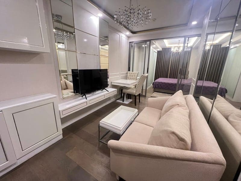 Amaranta Residence — Pool Access Unit | Resort-Style Living | MRT Huai Khwang photo 2