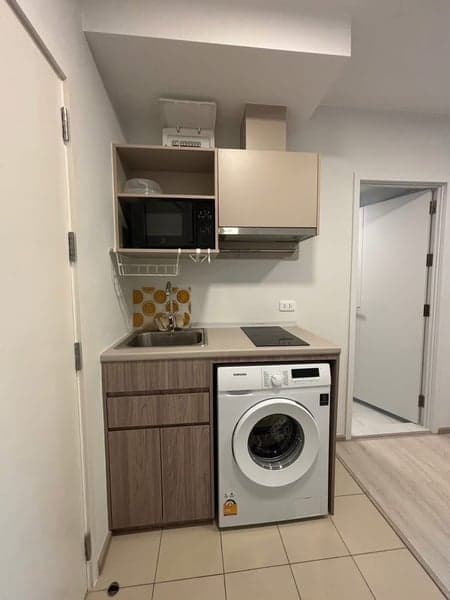 Plum Condo Sukhumvit 62 — Walk-in Closet | Low-Rise Privacy | Near BTS Bang Chak photo 4