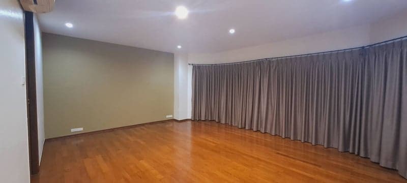 Lotus Point Ekkamai — Luxury 5-Storey Townhome | 450 sqm Space | 6m High Ceiling photo 2