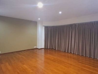 Lotus Point Ekkamai — Luxury 5-Storey Townhome | 450 sqm Space | 6m High Ceiling photo 2