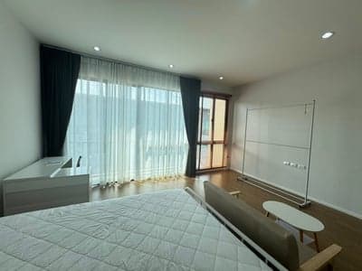 Baan Klang Muang Rama 9-Krungthepkreetha — Fully Furnished Townhome | Prime Rama 9 photo 2