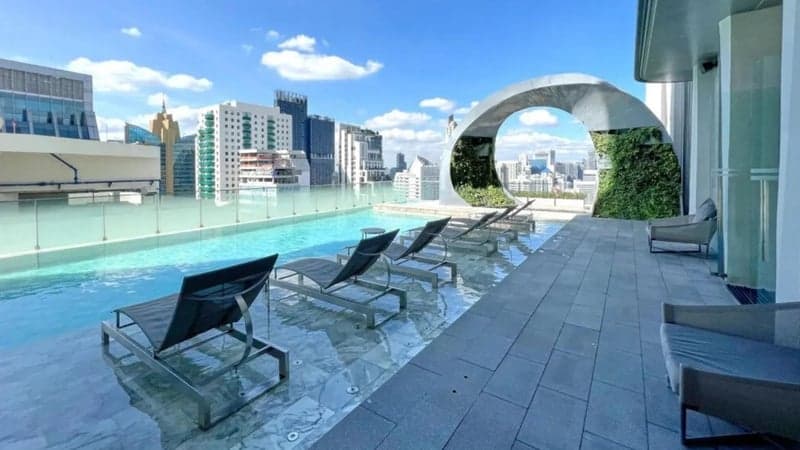 Edge Sukhumvit 23 photo 3