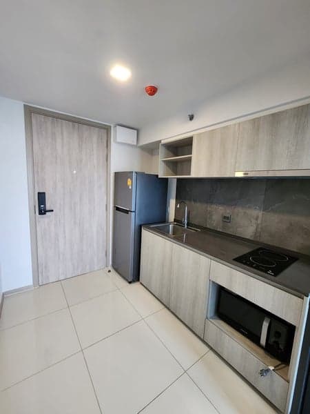 The Tree Pattanakarn-Ekkamai — High Floor Duplex Loft | Near ARL photo 4