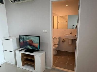 Aspire Sukhumvit 48 — Fully Furnished City Condo | Near BTS Phra Khanong photo 4