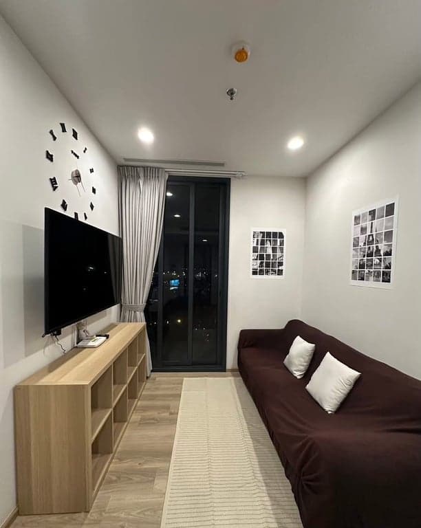 Oka Haus Sukhumvit 36 — Stylish 1 Bedroom with Bathtub Near BTS Thonglor