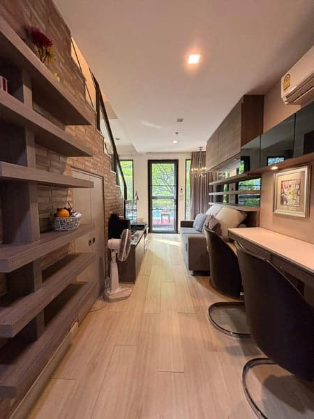 Ideo Mobi Sukhumvit 81 — Stylish Duplex Pool Access | Steps to BTS On Nut photo 3
