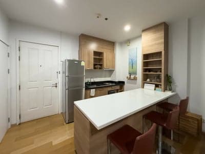 Hive Sathorn — Fully Built-in | 1 Minute to BTS Krung Thon Buri photo 2