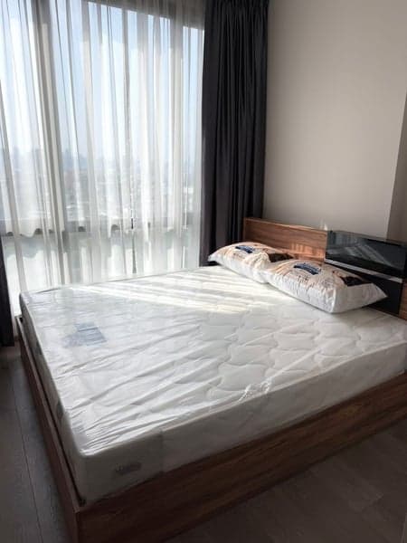 Whizdom Avenue Ratchada-Ladprao — MRT 0m | High Floor City View photo 2