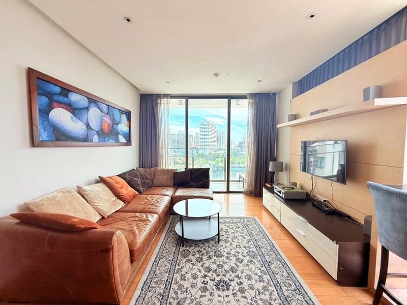 Aequa Sukhumvit 49 — Corner Residence | Open Views | Thong Lo photo 3