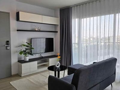 Life Ratchadapisek — Renovated Garden Floor Unit | Quiet Privacy | MRT Huai Khwang photo 2