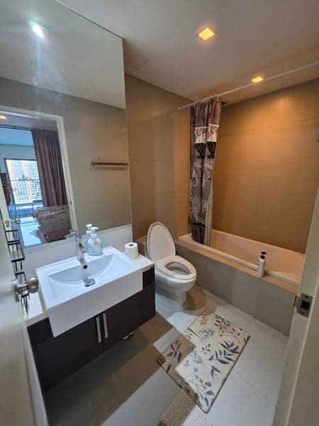 Noble Remix Thonglor — Direct BTS Access | High Floor Unblocked View photo 3