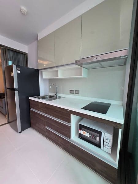Supalai Oriental Sukhumvit 39 — Ready to Move In | Prime Sukhumvit Living | Shuttle to BTS Phrom Phong photo 3