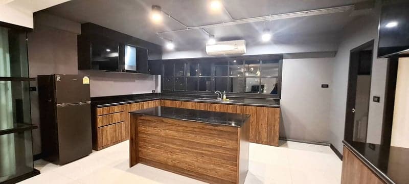 Urban Sp@ce Apartment Sukhumvit 101 — Spacious Designer Unit | Near BTS Punnawithi photo 4