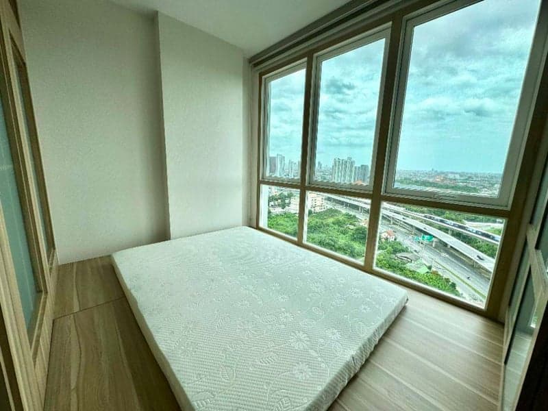 Supalai Loft Sathorn–Ratchaphruek | 1 BR 35 sqm Floor 20 Near BTS Bang Wa photo 2