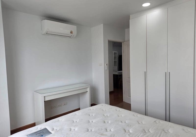Belle Grand Rama 9 — Newly Renovated Corner Living | CBD Rama 9 photo 4