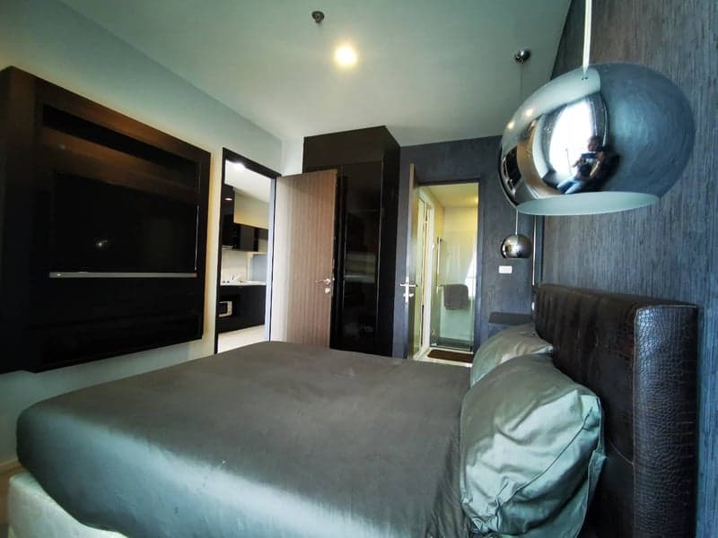 Rhythm Sukhumvit 44/1 — 0m to BTS Phra Khanong | 11th Floor | Ready to Move In photo 3