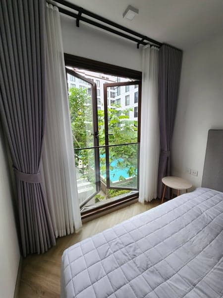 Chapter Thonglor 25 — Pool View Low Rise Condo | Shuttle to BTS photo 2