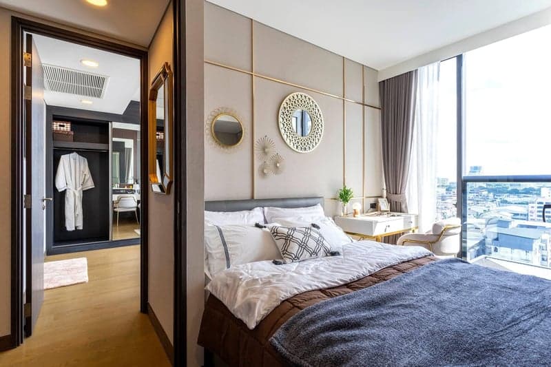 Wyndham Residence Queens — Luxury Corner Living | Steps to MRT QSNCC photo 3