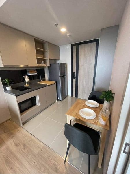 Oka Haus Sukhumvit 36 — Unblocked City View | Near BTS Thong Lo photo 2