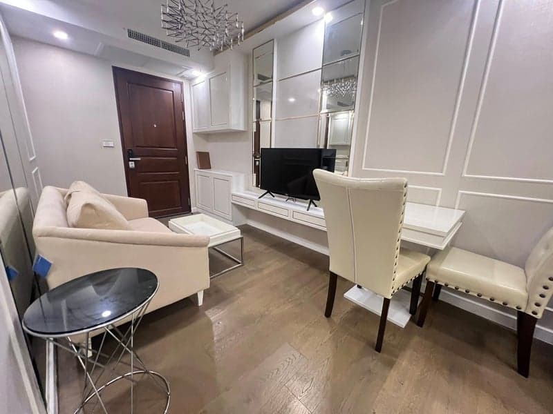 Amaranta Residence — Pool Access Unit | Resort-Style Living | MRT Huai Khwang photo 3