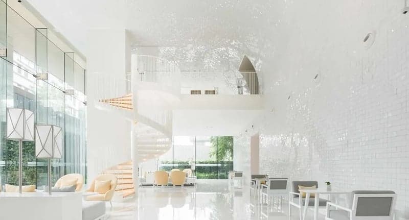 Sindhorn Residence photo 4
