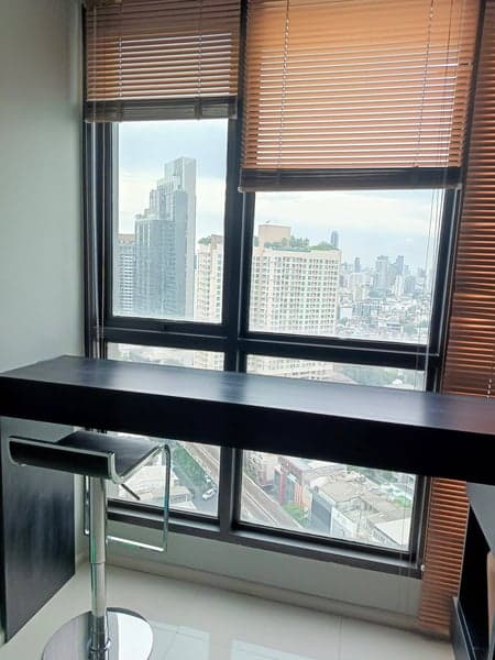 Rhythm Sukhumvit 44/1 — High Floor Living | Steps from BTS Phra Khanong | Ready to Move In photo 4