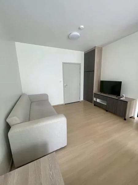 Unio Condo Sukhumvit 72 — Fully Furnished | Free Parking | Near BTS Bearing photo 4