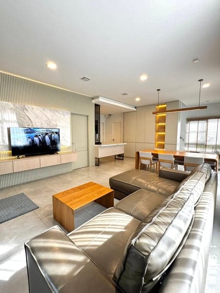 Mantana Bangna-Wongwaen — Luxury Detached House | Main Road Plot photo 2