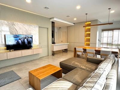 Mantana Bangna-Wongwaen — Luxury Detached House | Main Road Plot photo 2