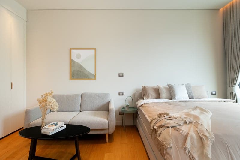 Sindhorn Residence — Luxury Studio Near Lumpini Park | BTS Chidlom photo 2