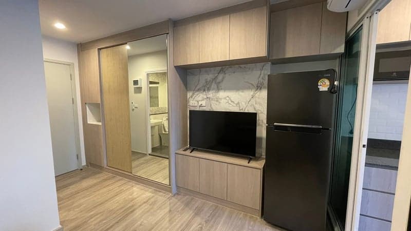 Regent Home Bangna — High Floor City Living | Near BTS Bangna photo 3