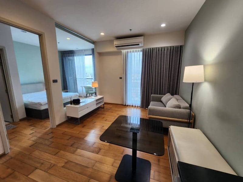 The Fuse Sathorn-Taksin — Corner Unit Skyline View | Near BTS photo 4