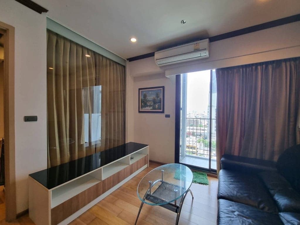Fuse Sathorn-Taksin — Pool View Middle Zone | Near BTS Wongwian Yai | Sathorn Access